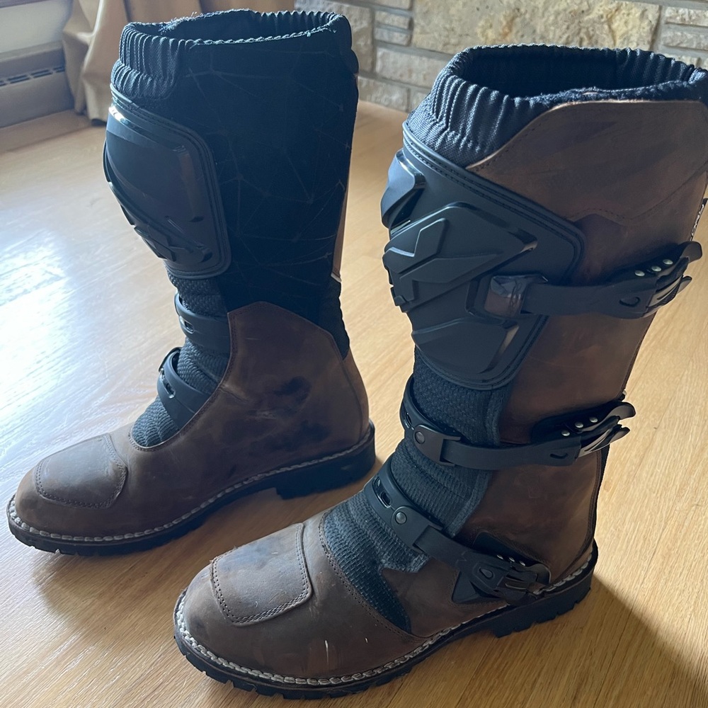 TCX Drifter WP waterproof motorcycle boots